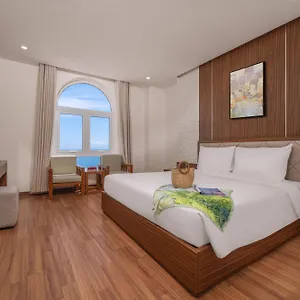 De Lamour 4*, Da Nang Vietnam