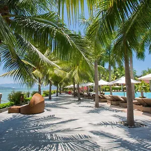 Diamond Bay & Vietnam