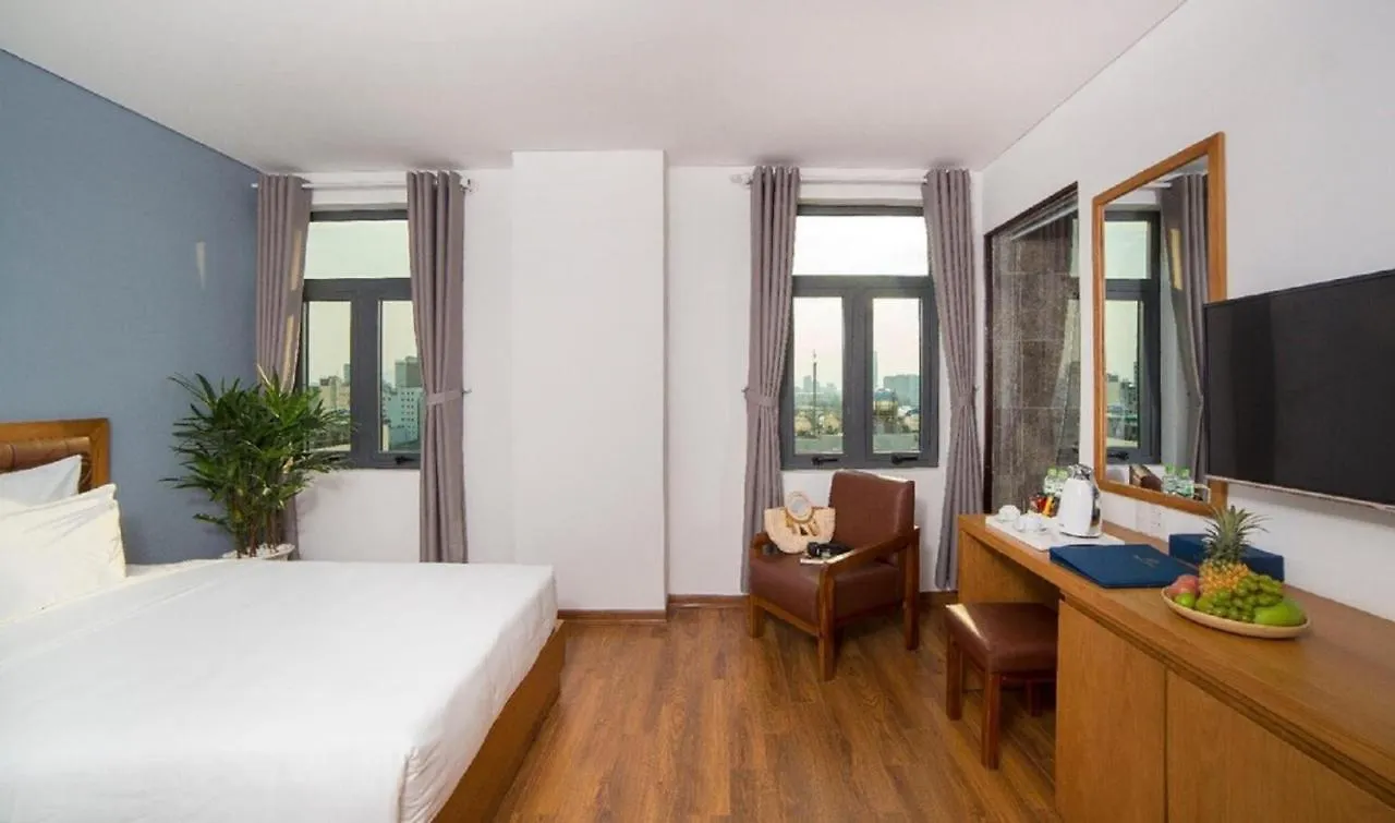 Hai Trieu Hotel Дананг 4*,