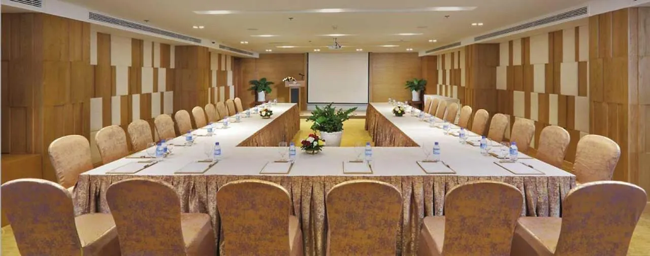 Hai Trieu Hotel Дананг Вьетнам